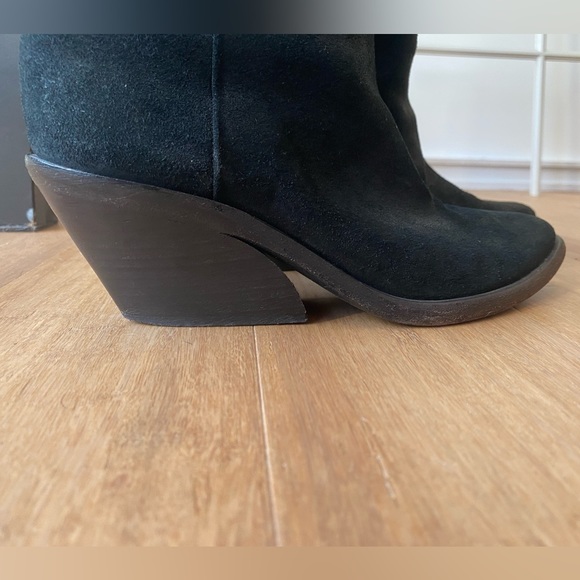 Givenchy Tall black wide calf over the knee suede wester style boot - Picture 2 of 7